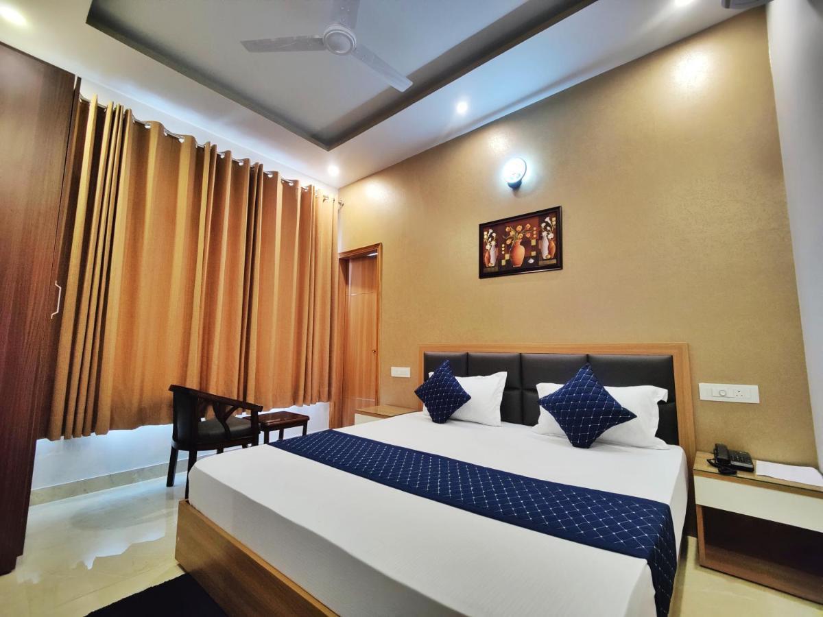 Hotel Park Hills Mohali Extérieur photo