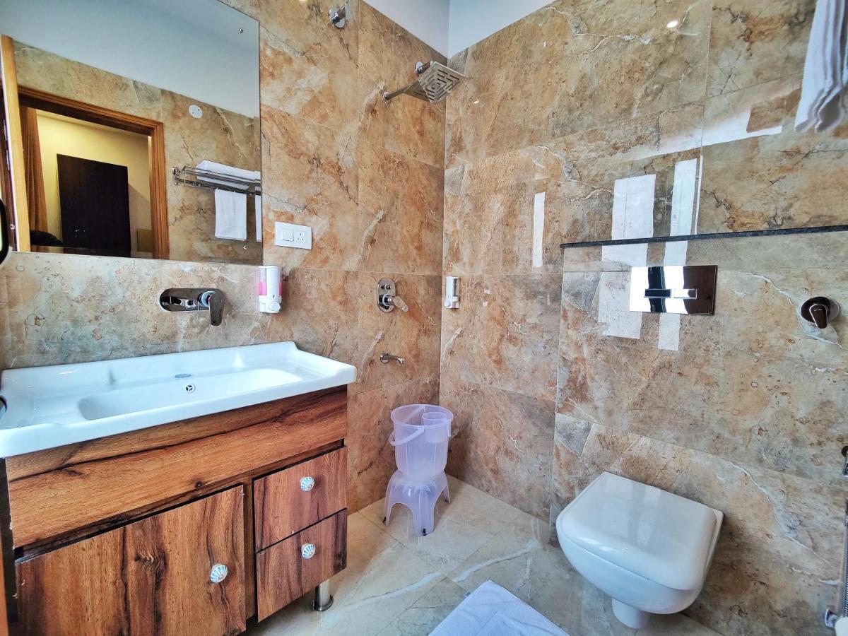 Hotel Park Hills Mohali Extérieur photo
