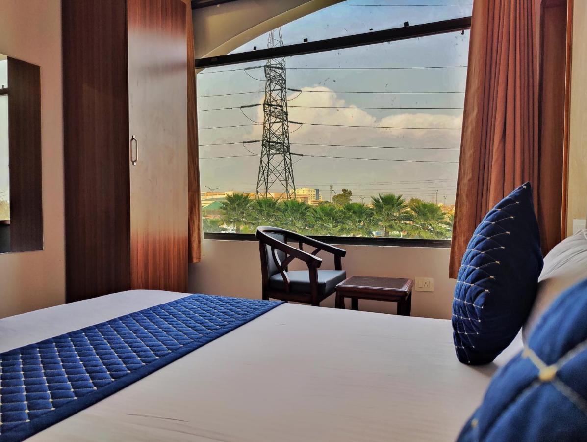 Hotel Park Hills Mohali Extérieur photo