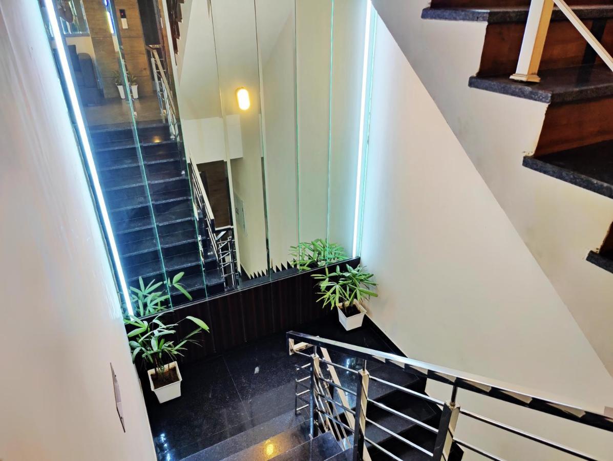 Hotel Park Hills Mohali Extérieur photo